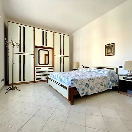 Velia - Live Active - Rest Easy - A-bove *