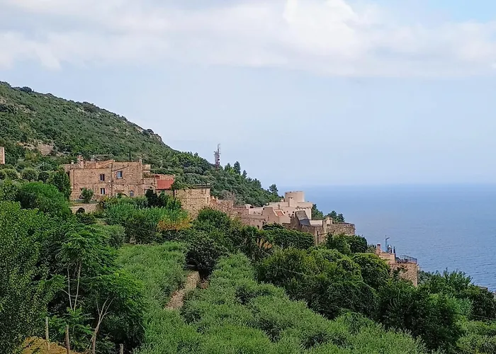 Velia - Live Active - Rest Easy - A-bove Apartament Borgio Verezzi